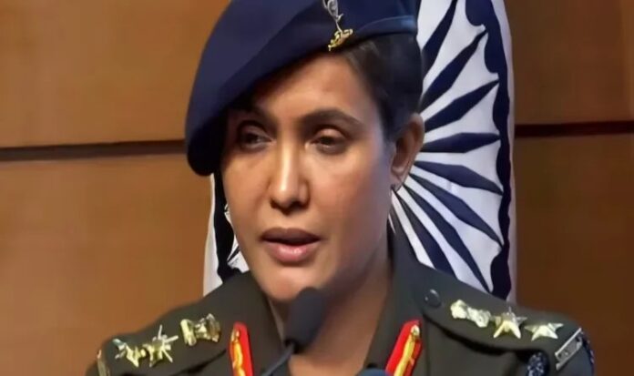 कर्नल सोफिया कुरैशी मीडिया से बात करते हुए